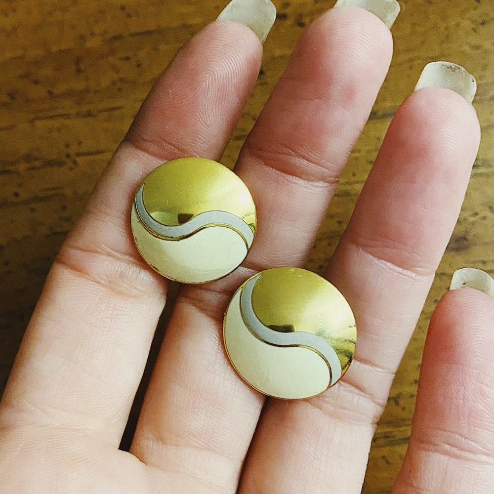 Vintage LAUREL BURCH Yin Yang Earrings